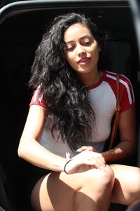 hqcelebcorner-22.jpg