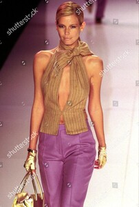 joop-fashion-show-autumn-winter-2000-2001-new-york-fashion-week-america-shutterstock-editorial-317008c.jpg