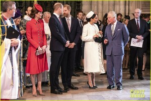 kate-middleton-meghan-markle-hug-greet-each-other-commonwealth-day-10.jpg