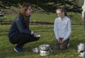 kate-middleton-visits-roscor-youth-village-in-belfast-02-27-2019-10.jpg