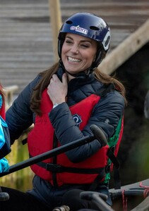 kate-middleton-visits-roscor-youth-village-in-belfast-02-27-2019-11.jpg