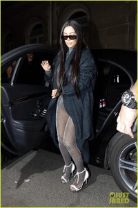 kim-kardashian-goes-sheer-in-paris-06.jpg