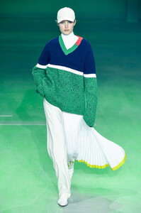 lacoste_rtw_fall_2019_paris_fashion_week_pfw_044(1).thumb.jpg.aca7be83a5291027f699de5cc66188e7.jpg