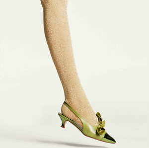 marc-jacobs-spring-2019-ad-campaign-the-impression-03.thumb.jpeg.8cb48ac2a46e9a834f8bfe8c3afe6cfc.jpeg