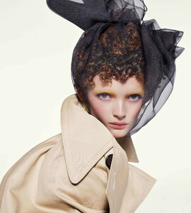 marc-jacobs-spring-2019-ad-campaign-the-impression-05.thumb.jpeg.320d4bb8d6996b795fa655f37573ca34.jpeg