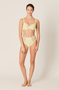 marie_jo_l_aventure-lingerie-balcony_bra-charles-0121903-yellow-0_3490365__85129.1550837347.thumb.jpg.7c2cd0cbfccaed47649a485c81b92035.jpg