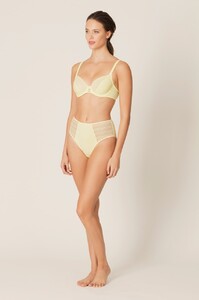 marie_jo_l_aventure-lingerie-balcony_bra-charles-0121903-yellow-2_3490366__07139.1550837349.thumb.jpg.ee7d06ac67538a4689ee0e3f2752b44a.jpg