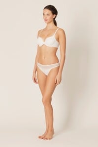 marie_jo_l_aventure-lingerie-padded_bra-charles-0121906-natural-2_3490345__95264.1550837420.thumb.jpg.e22d007ceed35a6d6f6e25409d6654c7.jpg