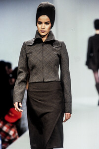 mariot-chanet-fw-1995-3.thumb.jpg.c311550470138d3d4d974486a4bbed7e.jpg