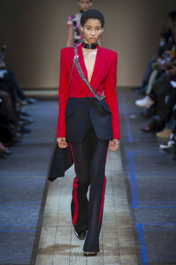 mcqueen-rf19-4733.thumb.jpg.a09fd656b87e8f673a26b17abb40377f.jpg