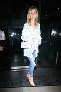 nicky-hilton-leaving-her-mom-s-birthday-party-03-20-2019-2.jpg