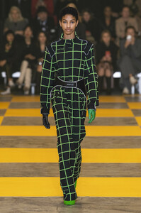 off-white-rf19-0498.thumb.jpg.ad5b8e45feee3e007ed8ec2fe7ef0a4c.jpg
