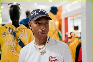 pharrell-seoul-chanel-march-2019-07.jpg