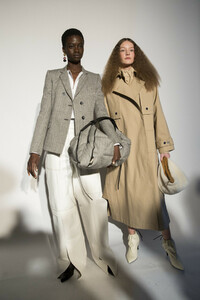 phillip-lim-bks-m-rf19-2911.thumb.jpg.563c47007997e6dcce7c4e1709ef062a.jpg