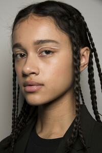 phillip-lim-bks-v-rf19-3971.thumb.jpg.0f5c7b0d1de9c54a6a1108ad8cf981de.jpg