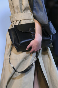 phillip-lim-clp-rf19-8456.thumb.jpg.f261402945e9c39a033c04a6ac643bba.jpg