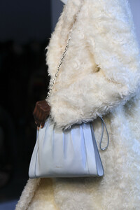 phillip-lim-clp-rf19-8528.thumb.jpg.66dd17760cffb837b21c7ab7bfaccb19.jpg