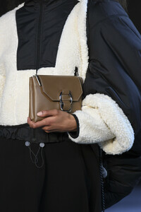 phillip-lim-clp-rf19-8604.thumb.jpg.814f6ca38abec27e99479e78aefa22dc.jpg