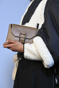 phillip-lim-clp-rf19-8610.thumb.jpg.0f043ab834814515550bab73eb30408d.jpg