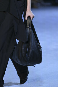 phillip-lim-clp-rf19-8624.thumb.jpg.277ac881bc665952d1b131e51f0ce73d.jpg