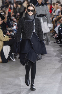 sacai-rf19-1654.thumb.jpg.f06d20e95ea1c715229d827877ca7134.jpg