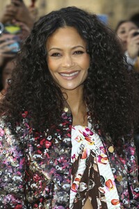 thandie-newton-louis-vuitton-fashion-show-in-paris-03-05-2019-11.jpg