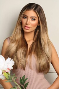 thick-18_-1-piece-straight-clip-in-hair-extensions.jpg