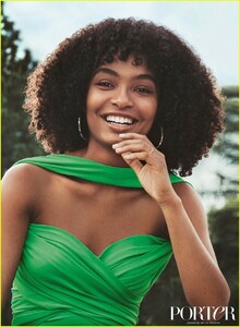 yara-shahidi-opens-up-about-her-black-and-iranian-identities-03.thumb.jpg.f4990d7590ef7402aca70805aac1ffc5.jpg