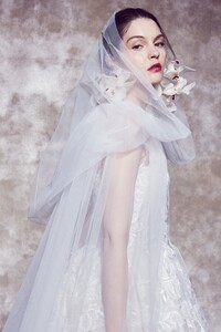 00003-Marchesa-Bridal-SS20.jpg