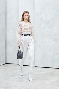 00004-Iro-Ready-to-Wear-Fall-19-Credit-Paul-Norman.jpg