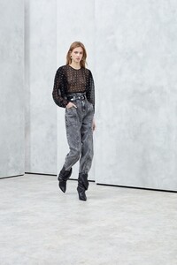 00021-Iro-Ready-to-Wear-Fall-19-Credit-Paul-Norman.jpg