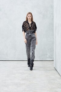 00023-Iro-Ready-to-Wear-Fall-19-Credit-Paul-Norman.jpg