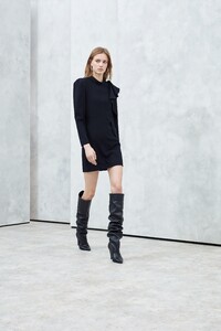 00033-Iro-Ready-to-Wear-Fall-19-Credit-Paul-Norman.jpg