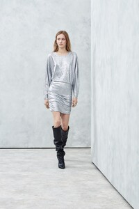 00037-Iro-Ready-to-Wear-Fall-19-Credit-Paul-Norman.jpg