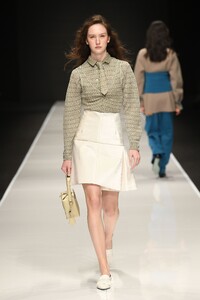 00042-Anteprima-FALL-19-Ready-To-Wear.thumb.jpg.fef5a6067f27d7b455ae3057b3c5bc5a.jpg