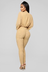 01-24-19_Studio_2_OD_13-12-59_SET1123_Nude0467_JD.jpg