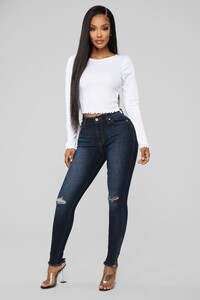 01-29-19_Studio_2_16-20-13_KC7268D_DarkDenim_0788_RG.jpg