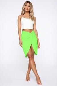 04-01-19_Studio_2_MA_09-20-40_31_JS2091_NeonGreen_PC__1_RG_RG.jpg