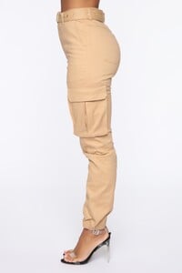 04-01-19_Studio_2_MA_09-56-45_39_6337PN_Khaki___1_AG.jpg