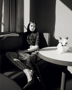 10-MARIA_MIGUEL_VOGUE_CZECHOSLOVAKIA_MAY_2019_OMAR_MACCHIAVELLI-39.thumb.jpg.9f5a8c2f52843bd2e2e5d4c3cae9b60f.jpg