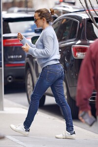 gar100419BZNimage3.jpg