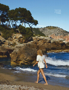 Elle Espana 05.2019_21downmagaz.jpg