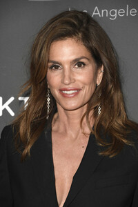 Cindy+Crawford+Cosentino+LA+City+Center+Grand+O6Ga7_0f_LNl.jpg