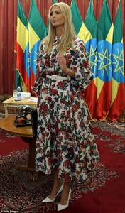 12299534-6924471-Ready_for_summer_The_first_daughter_wore_a_1_655_Wickstead_s_flo-m-58_1555345077356.jpg