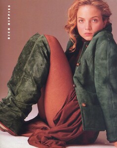 1230747895_RachelWilliams198712HarpersBazaarUsPhMatthewRolston04.thumb.jpg.9c6754d252a3ace6595e8fd6017c7660.jpg