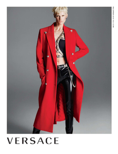 1231431486_Mert__Marcus_Versace_Fall_Winter_13_14_01.thumb.png.8ed805c4ab69f5eeec3d69ad7bb4760b.png