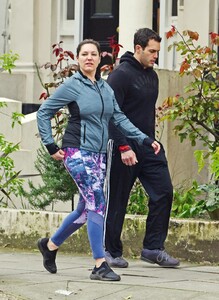         bro170419BZNimage121.jpg