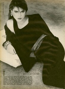 1258796491_Boman__Giaviano_Vogue_US_February_1981_07.thumb.jpg.2ff1bfb39afcc0c41933bf5d8bf20c7a.jpg
