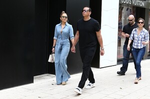         jlo210419BZNimage107.jpg