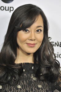 Yunjin+Kim+Disney+ABC+Television+Group+2013+A17ddnpGHuvl.jpg